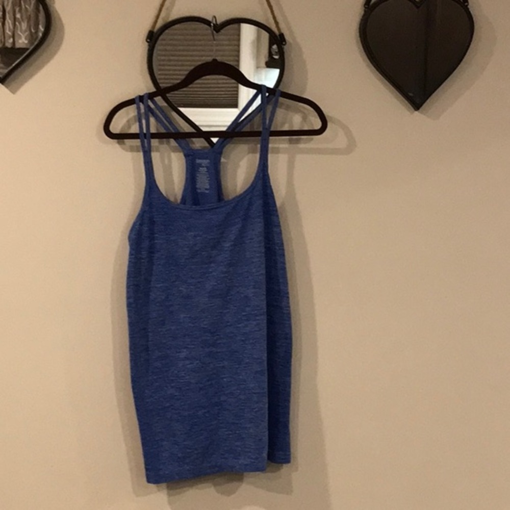 Danskin Now loose fit tank top